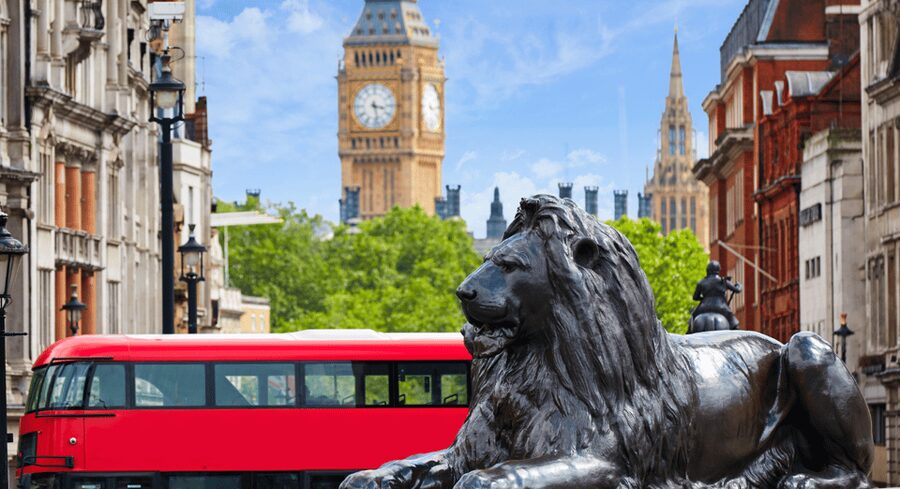 London: London Sightseeing Walking Tour with 30+ Sights - Tower Bridge and the Tower of London
