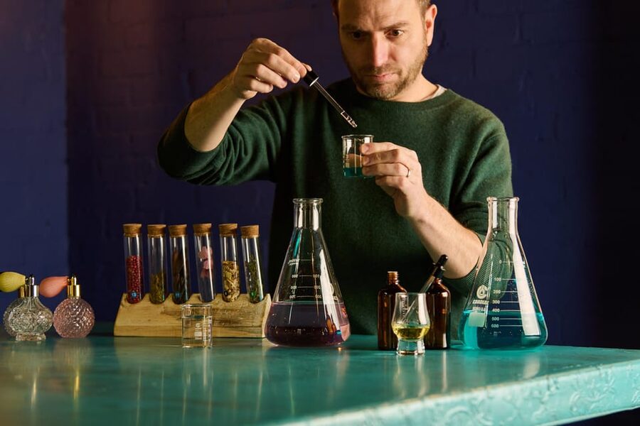 London: Make Your Own Gin Workshop with Take-home Bottle - Your welcome G&T sets the tone