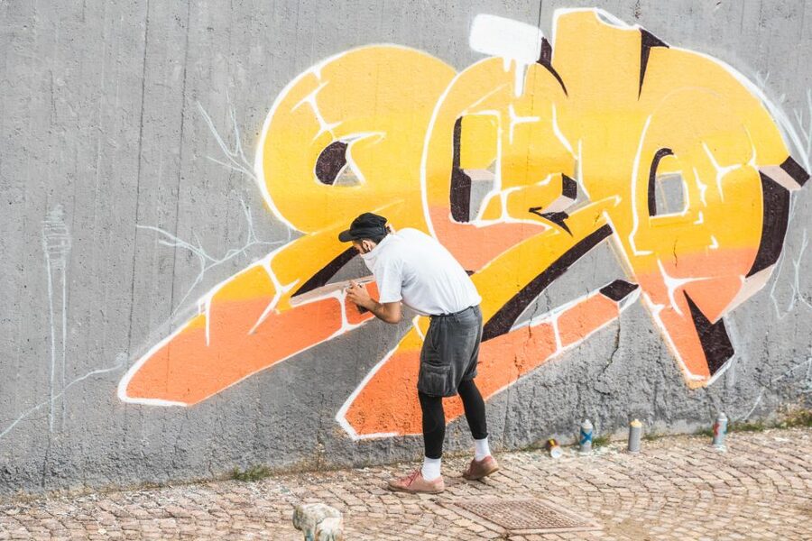 London: Markets, Street Art, and Camden Town Walking Tour - The Underground transfer to Camden Town