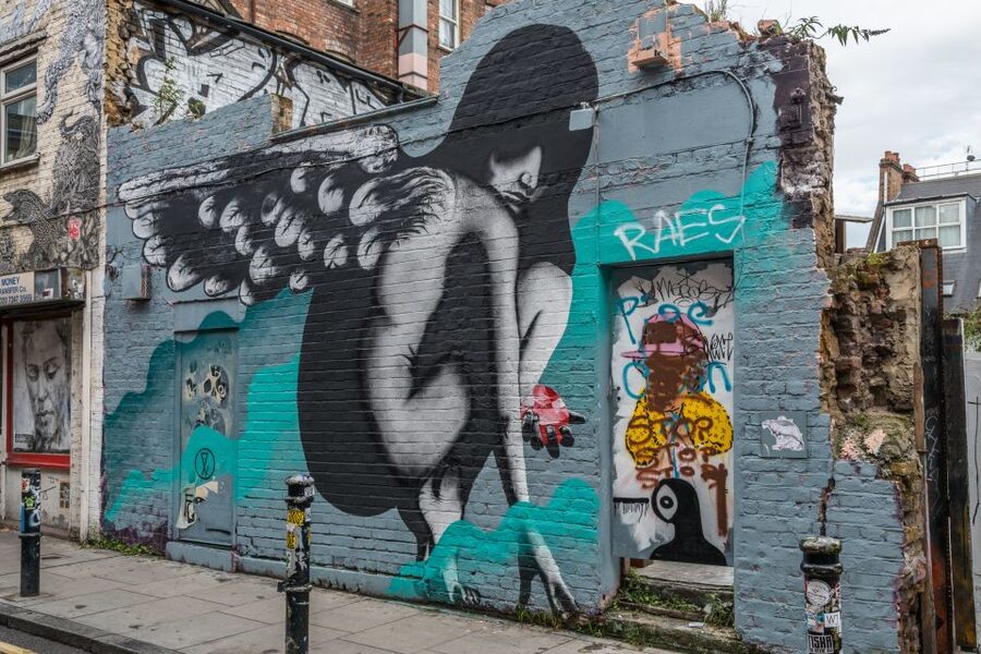 London: Markets, Street Art, and Camden Town Walking Tour - Petticoat Lane and Artillery Passage