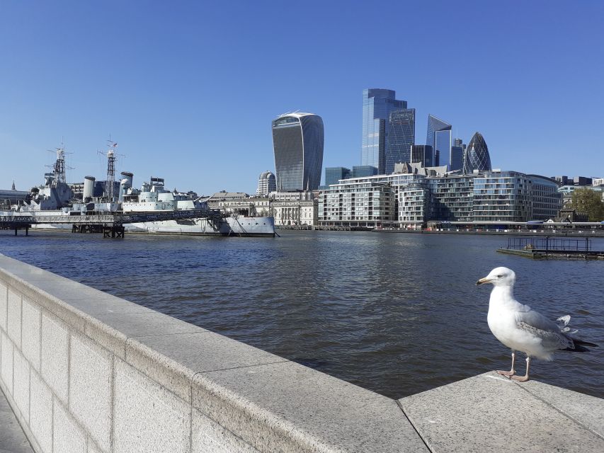London: Medieval History Walking Tour from The Tower - The Golden Hinde and Winchester Palace