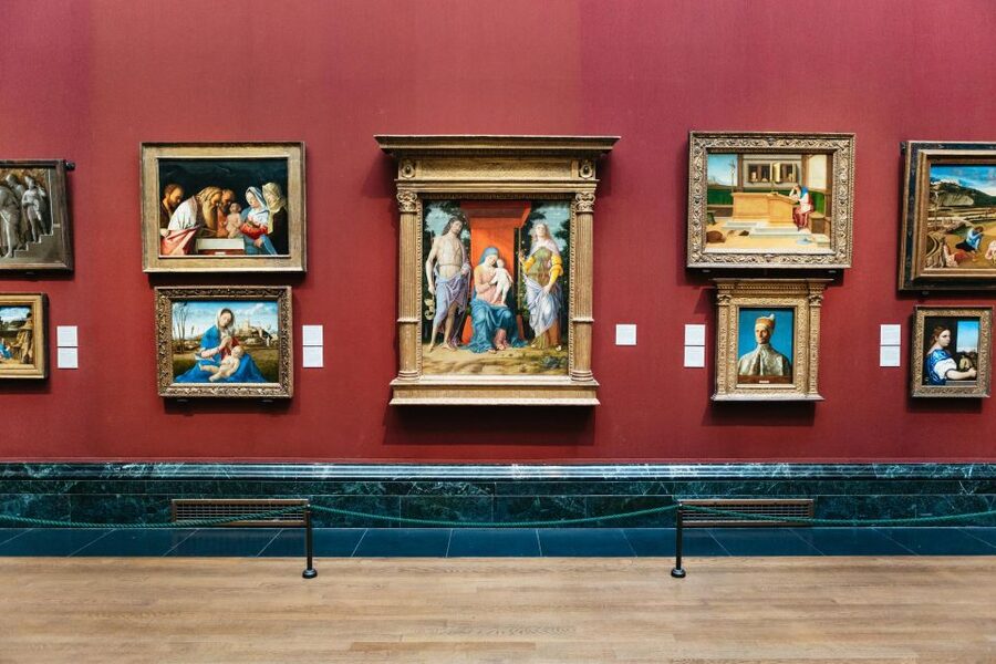 London: National Gallery Guided Tour with Art Expert Guide - From Raphael and Vermeer to Monet and Van Gogh