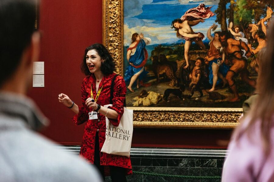 London: National Gallery Guided Tour with Art Expert Guide - Why the headsets make a real difference