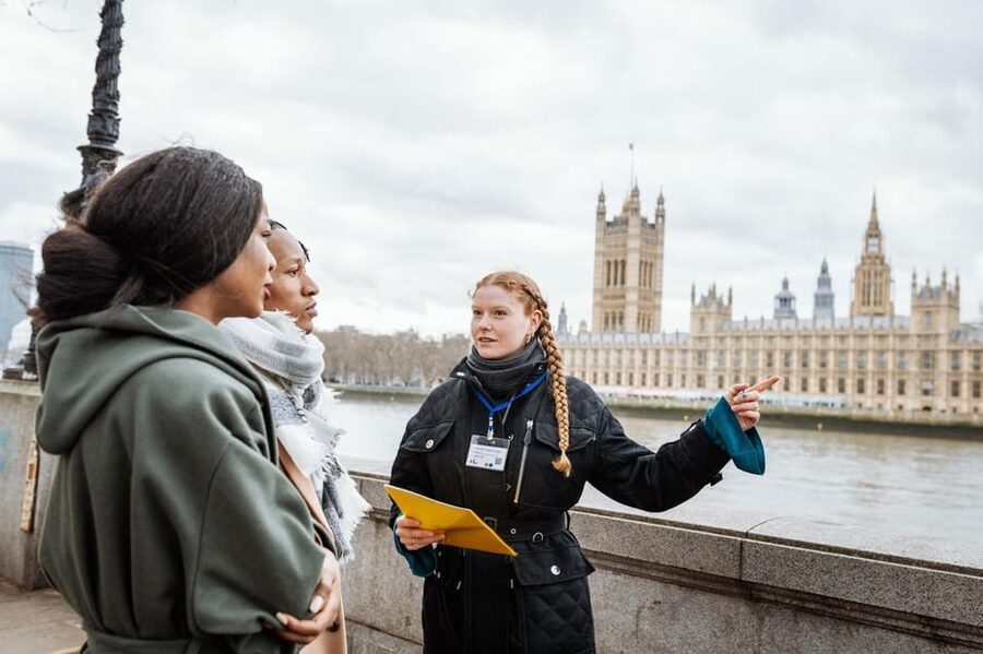 London: Notting Hill, Highlights & Markets Private Tour - The National Gallery and Trafalgar Square