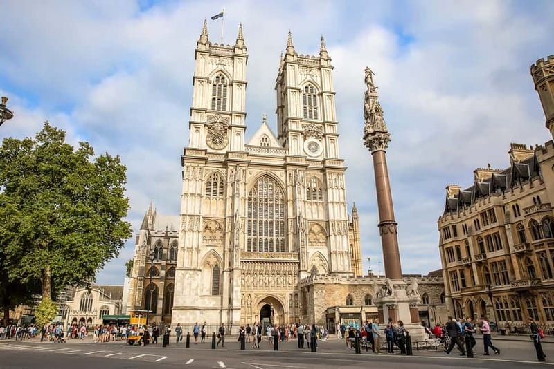 London Pass® - Save up to 50% on Tickets to 100+ Attractions - Stadium tours and active choices