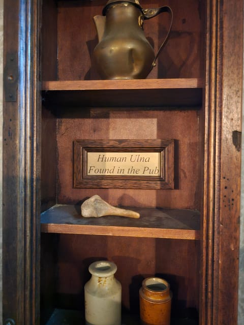 London: Pilgrims and Pirates Historical Pub Tour - Is $79 a fair price for this London walk?