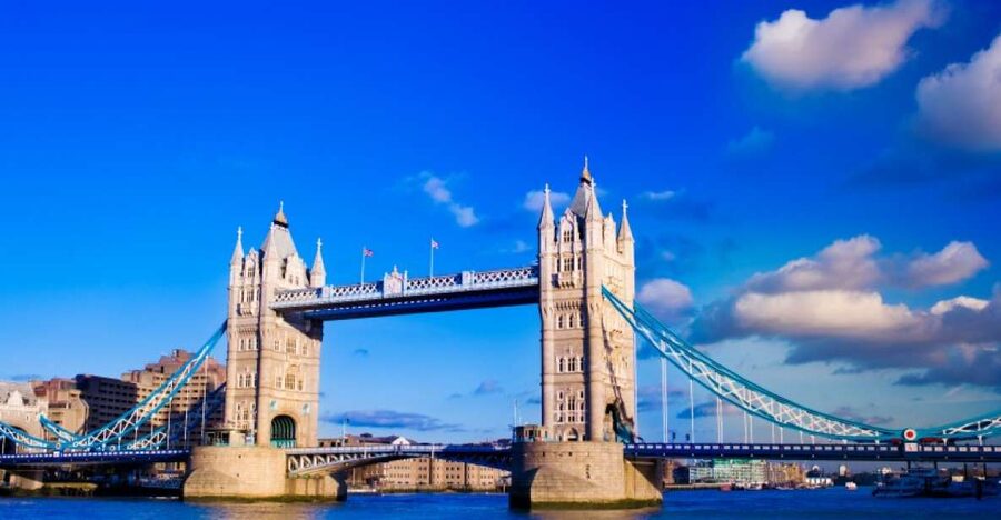 London Private 4-Hour Taxi Tour - Starting at your central London hotel