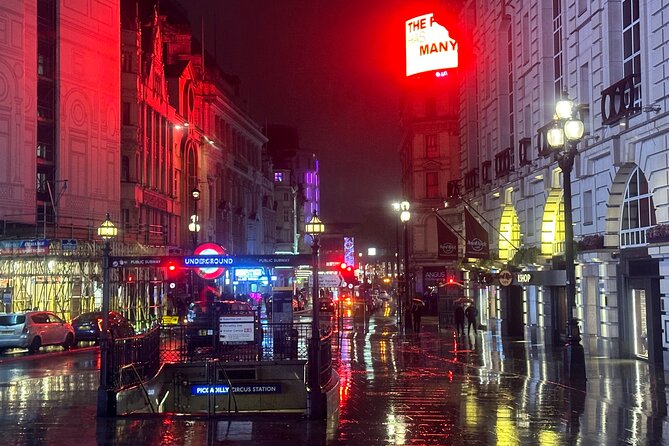 London: Private Black Cab Night Tour with Hotel Pick Up - Crossing to Tower Bridge and the City