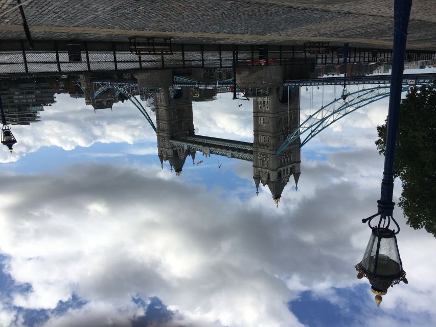 London: Private Intro Walk with a Local Guide - Key points at a glance