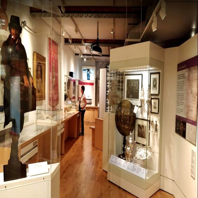 London Private Jewish History, Synagogues and Holocaust Tour - Key points to know before booking