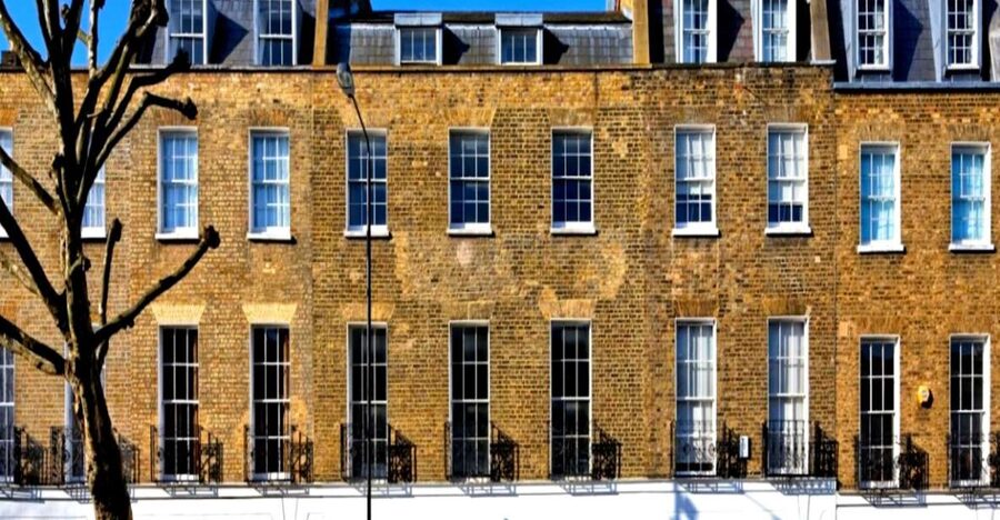 London Private Jewish History, Synagogues and Holocaust Tour - Starting at Tower Hill with medieval Jewish London