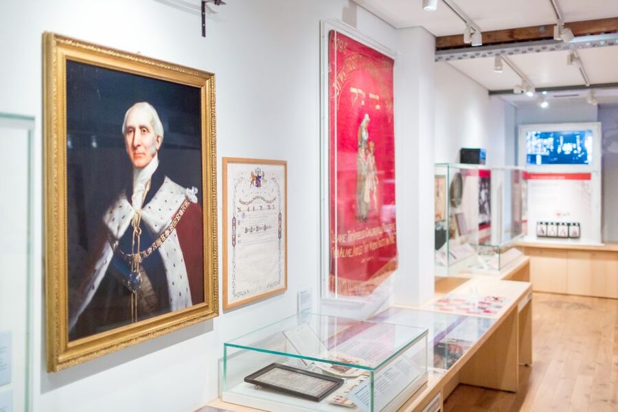 London Private Jewish History, Synagogues and Holocaust Tour - The four-hour option and the Holocaust Galleries