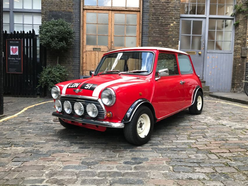 London: Private Panoramic 2-Hour Tour in a Classic Car - Key points to know before booking