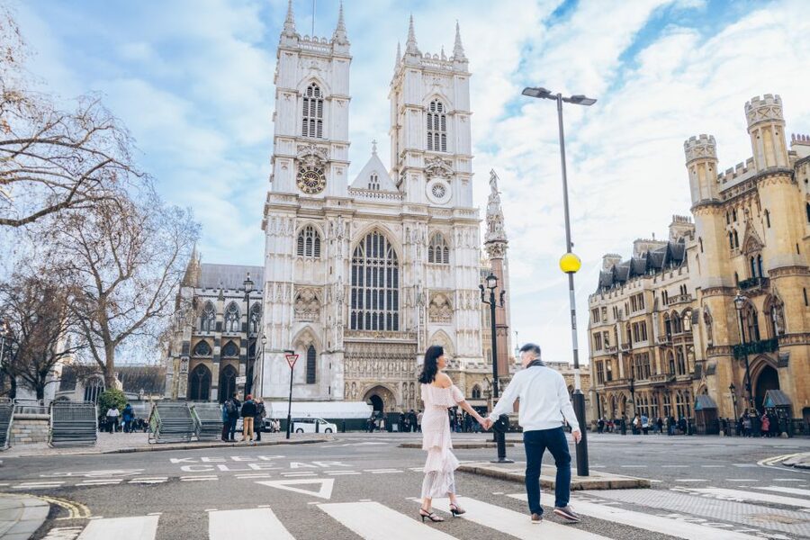 London: Private Photo Session in Westminster - The London Eye and riverside views