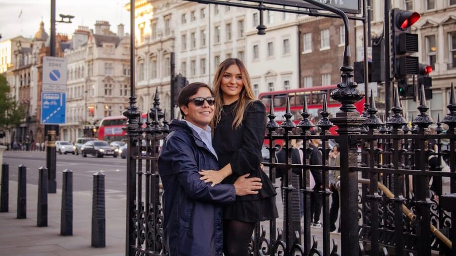 London: Private Photoshoot with Video Clip Option - Weather, crowds, and what to wear