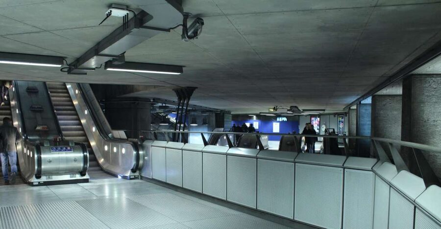 London: Private Underground and Tube Tour - Seeing famous stations with new eyes