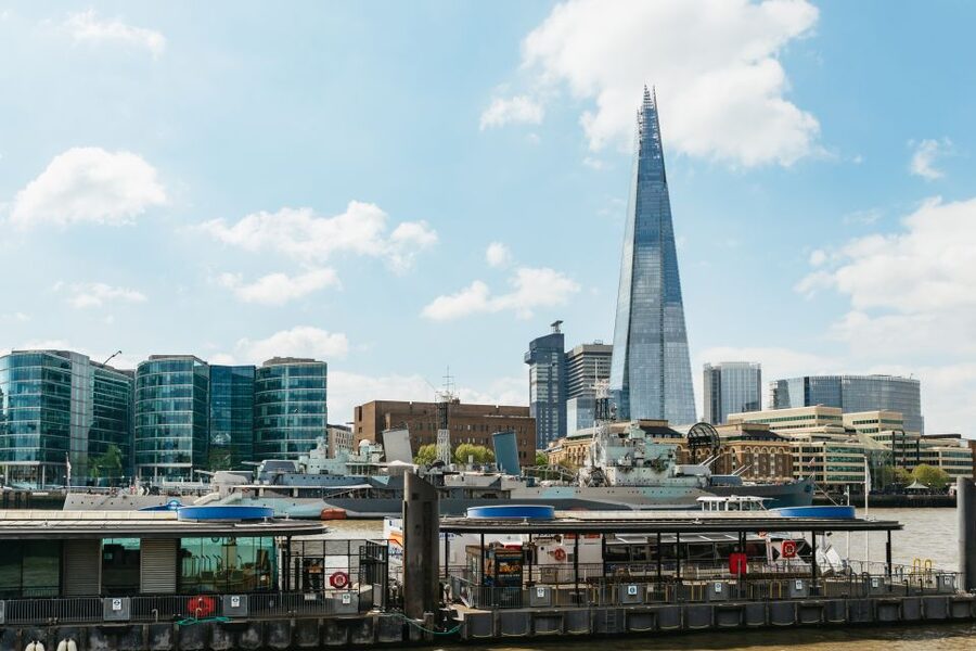 London: River Thames Hop-On Hop-Off Sightseeing Cruise - Is $33 good value?