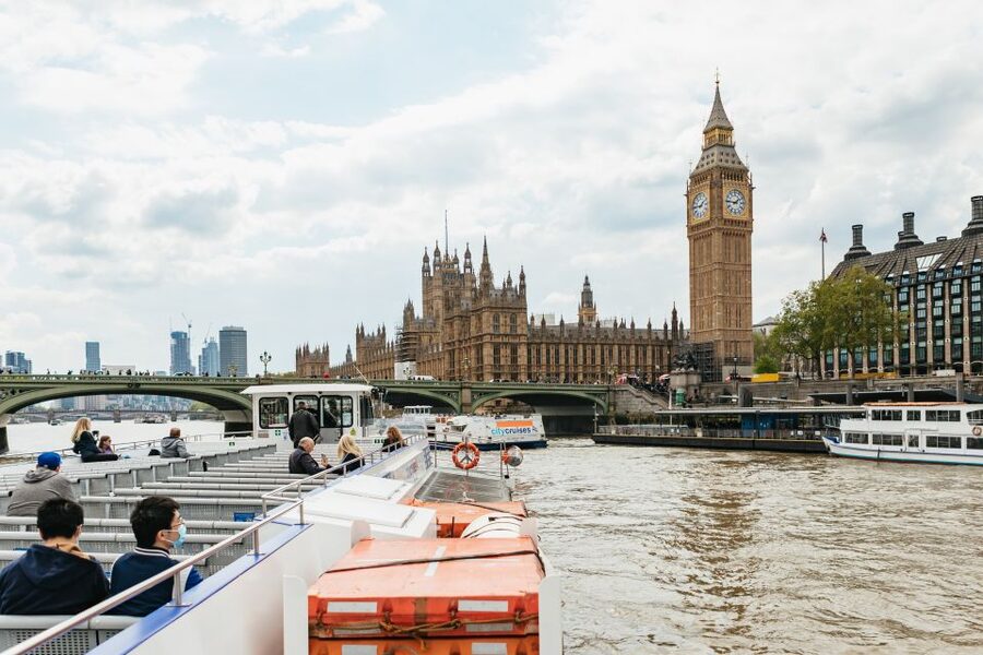 London: River Thames Hop-On Hop-Off Sightseeing Cruise - Why the Thames is such a good touring route