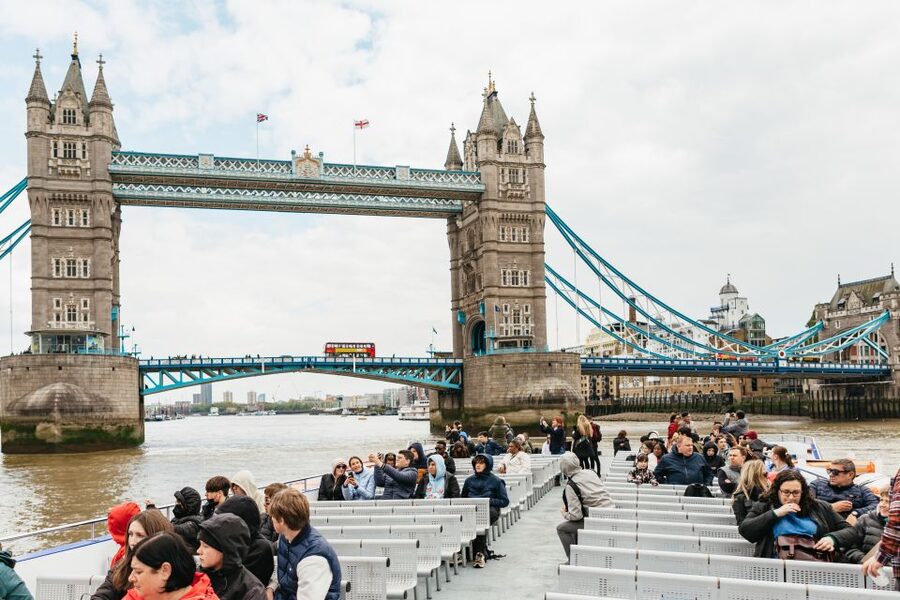 London: River Thames Hop-On Hop-Off Sightseeing Cruise - Commentary, crew, and onboard atmosphere