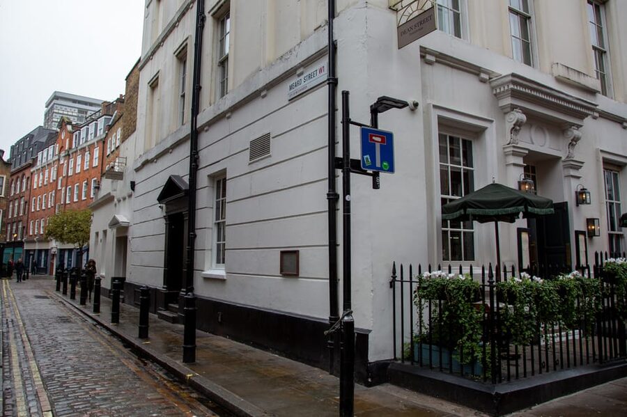 London: Rock 'n' Roll History Tour - Guides make or break the experience