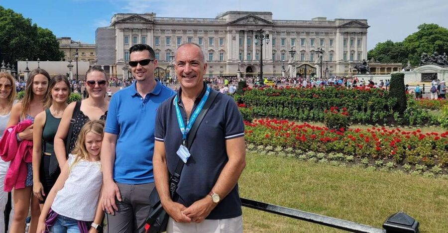 London: Royal Walking Tour and Buckingham Palace Audio Tour - Key points to know before booking