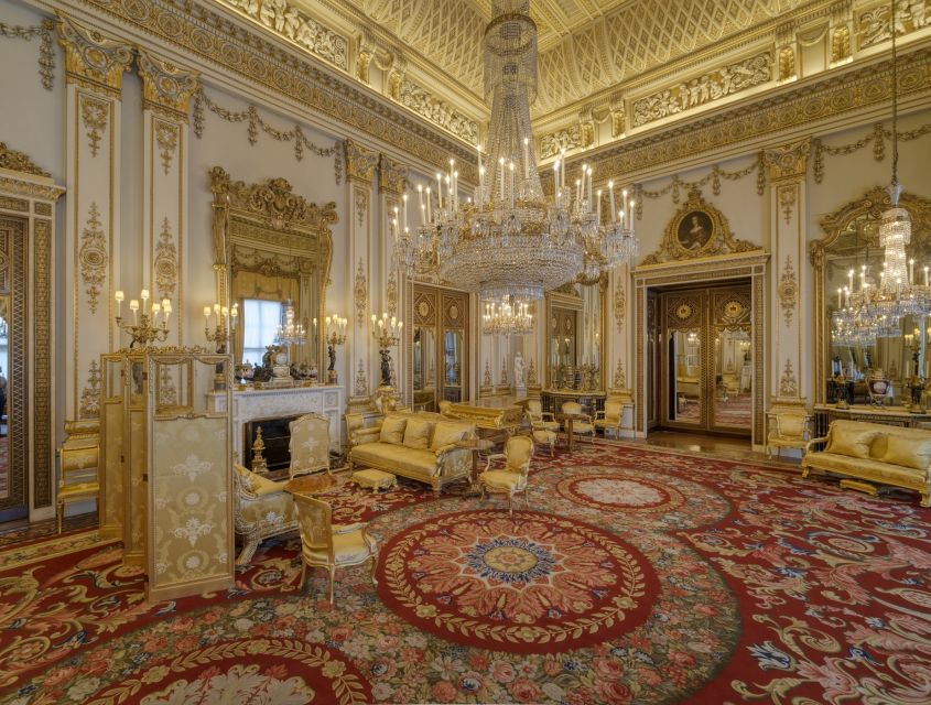 London: Royal Walking Tour and Buckingham Palace Audio Tour - Why this royal walk works well before Buckingham Palace