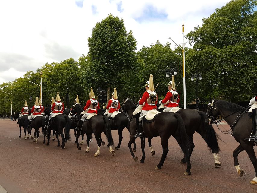 London: Royalty Walking Tour with Changing of The Guard - Key points to know before you book
