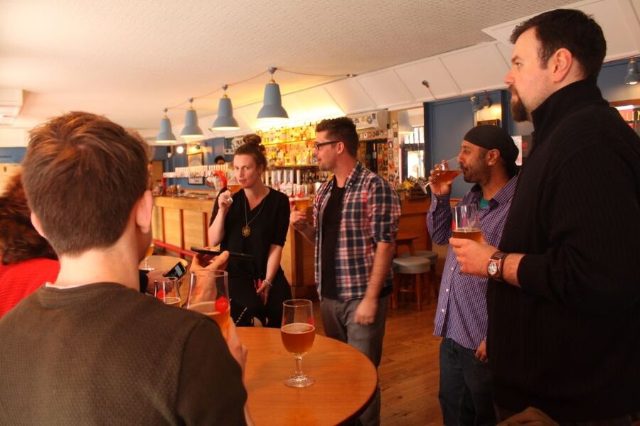 London: Secret Beer Tour - What the nine-beer tasting is really like