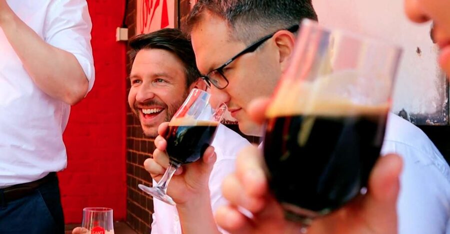 London: Secret Beer Tour - The first pint in a 17th-century tap room