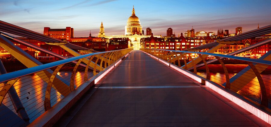 London: Self-Guided History City Tour with an App - What the app does well, and where it may frustrate you