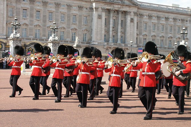 London Sightseeing Tour: Guard Change with Tower of London Option - What the $95.29 price really buys you