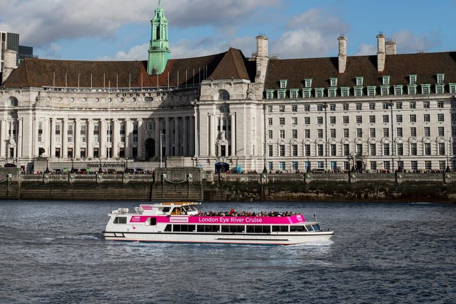 London: Thames River Cruise with Optional London Eye Ticket - St Paul’s, Shakespeare’s Globe, and the Tower of London