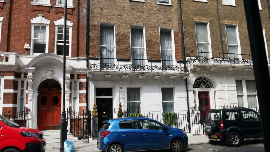 London: The Beatles Walking Tour of Marylebone and Abbey Rd - Marylebone addresses and the personal side of the story