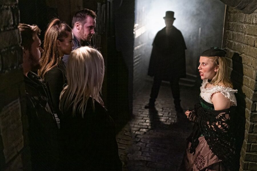 London: The London Dungeon and London Eye Combo Ticket - Who should book this experience?