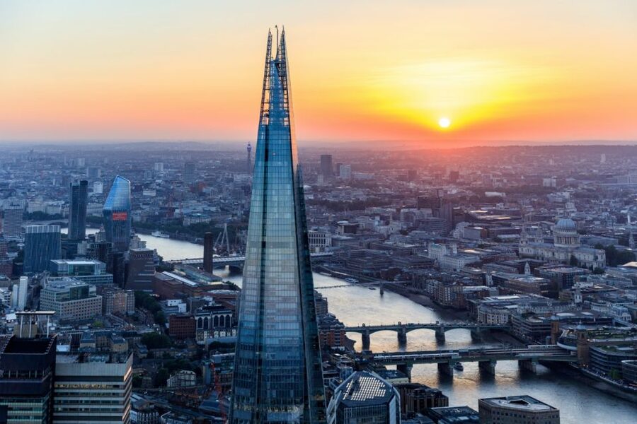 London: The View from The Shard - Photos, souvenirs, and the boutique
