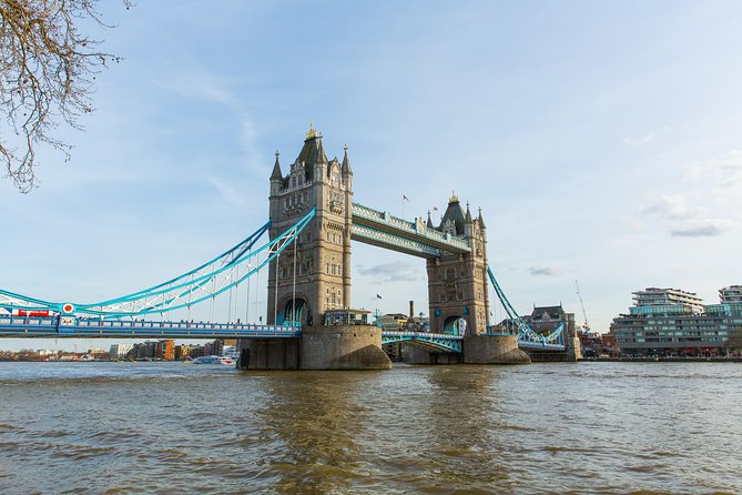 London Tootbus Hop on Hop off Bus Tour and Thames River Cruise - The Thames cruise adds a different view of the city