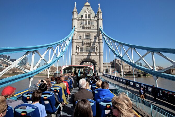 London Tootbus Hop-on Hop-off (Optional Thames Cruise) - The app, audio, and onboard experience