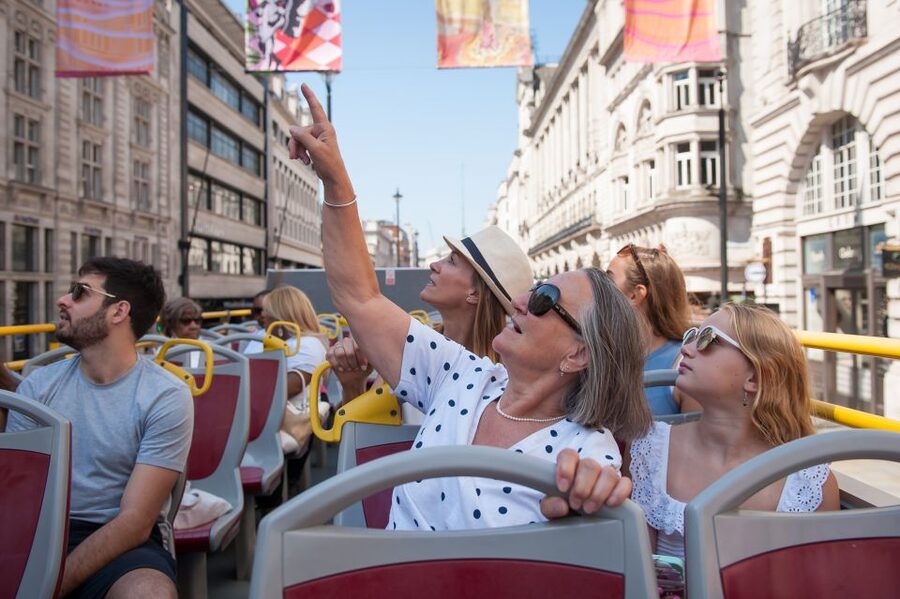 London: Tootbus Hop-on Hop-off with optional River Cruise - Weather, seating, and practical comfort