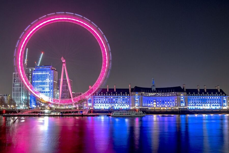 London: Tootbus London by Night Bus Tour - Comfort, access and practical limits
