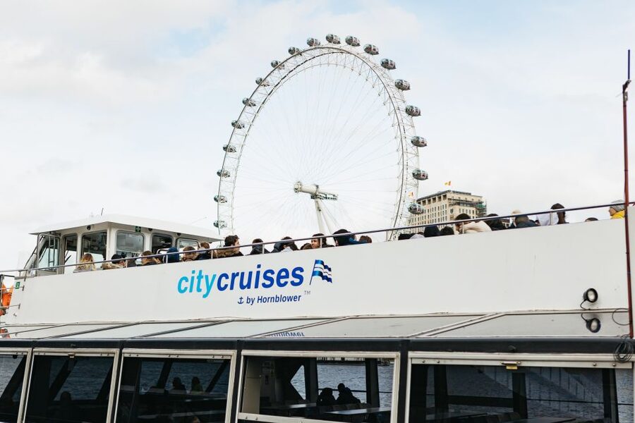 London: Tootbus Must-See Hop-On Hop-Off Bus Tour with Cruise - Audio commentary, live guides, and the Tootbus app