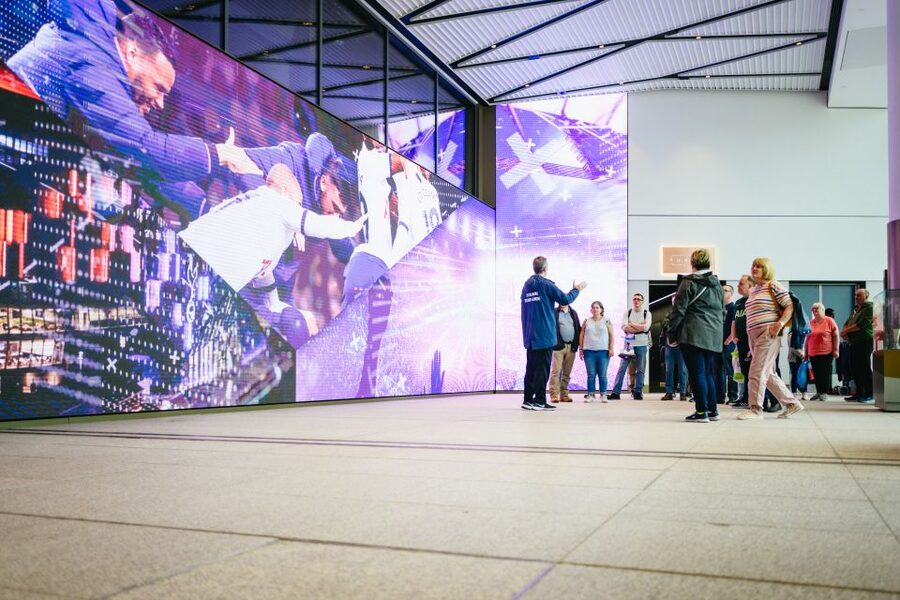 London: Tottenham Hotspur Stadium Tour - Walking through the tunnel to the dugout