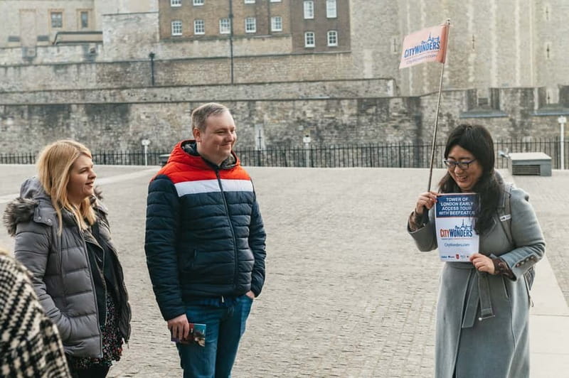 London: Tower of London Entry & Beefeater Private Audience - Free time to explore beyond the guided portion