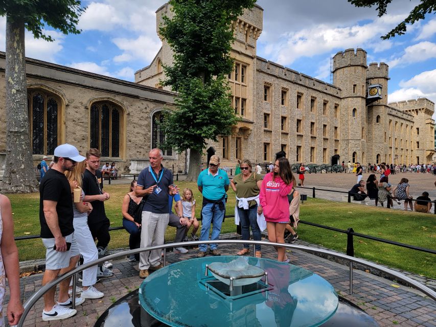 London: Tower of London Tour with Crown Jewels & Beefeaters - The Green Tower and royal executions