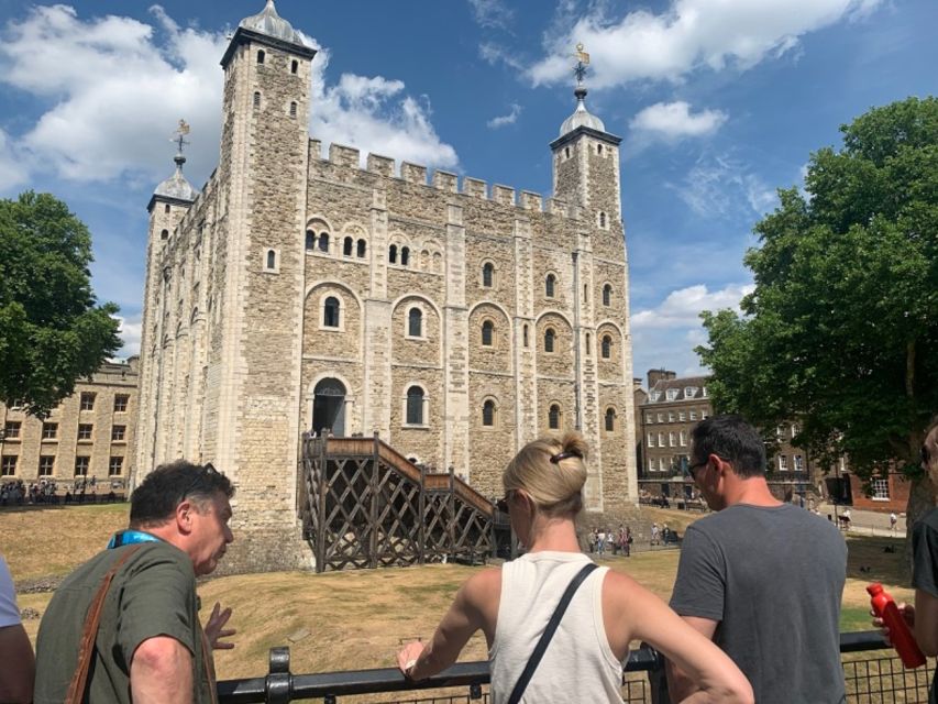 London: Tower of London Tour with Crown Jewels & Beefeaters - Is $69 good value?