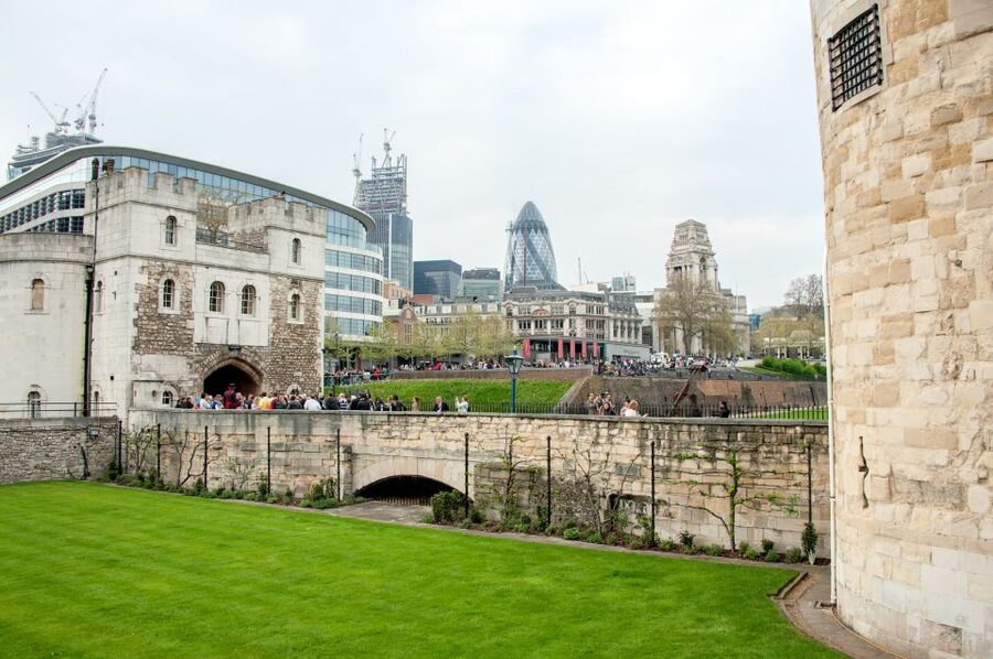 London: Vintage Bus Tour and London Eye Ticket - Key points at a glance