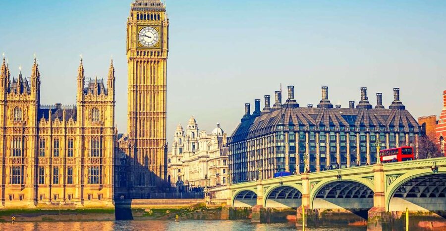 London: Vintage Bus Tour and London Eye Ticket - St. Paul’s, the Tower, and photo stops