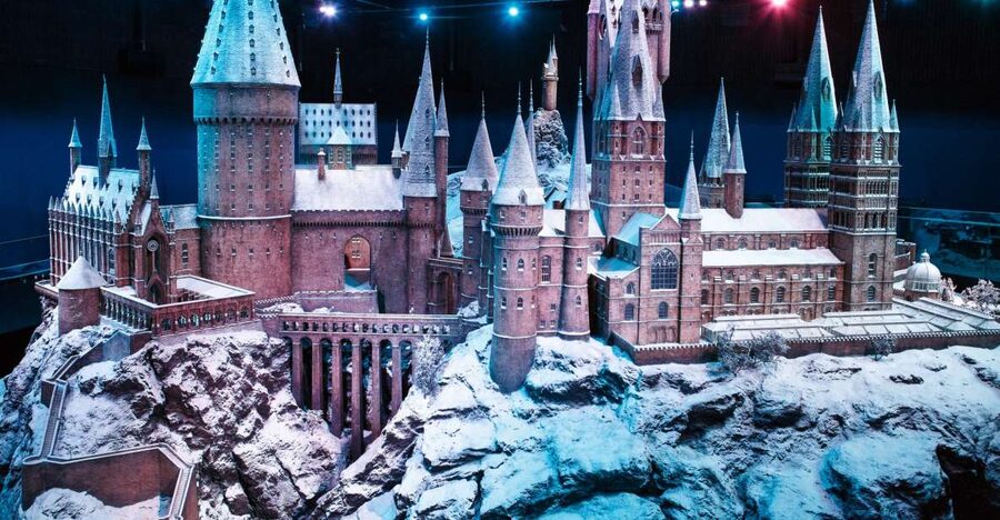 London: Warner Bros. Studio Tour and River Thames Cruise - Diagon Alley and the Forbidden Forest