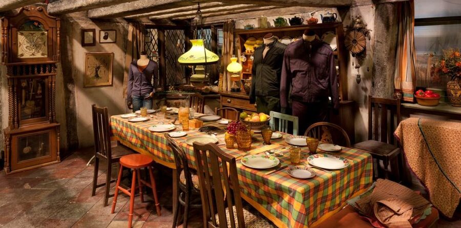London: Warner Bros. Studio Tour with Hotel Pickup - Diagon Alley, Platform 9 ¾, and the Hogwarts Express
