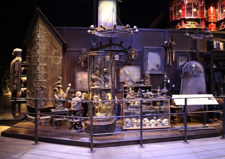 London: Warner Bros. Studio Tour with Transfers - Diagon Alley, Platform 9¾, and Hogwarts Express