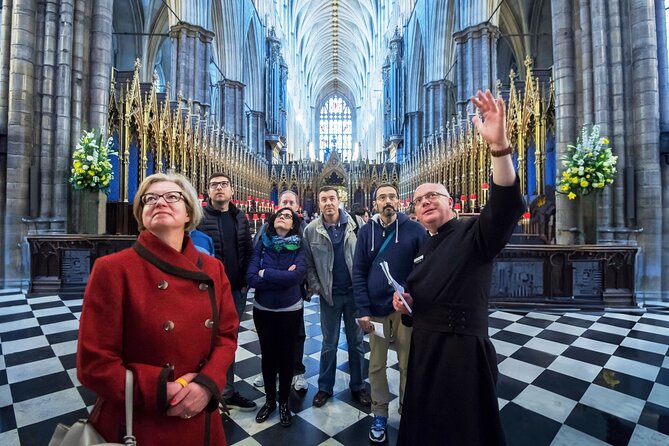 London: Westminster Abbey, Big Ben & Changing of the Guards Tour - A royal London walk with Westminster Abbey at its core